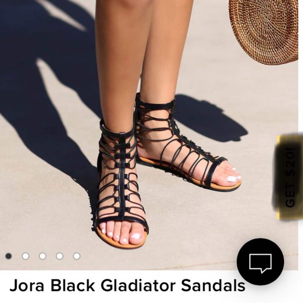 Lulu’s Jora Black Gladiator Sandals